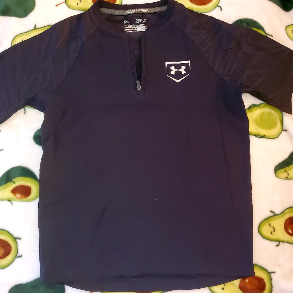 Umder Armour - Short Sleeve Shirt
